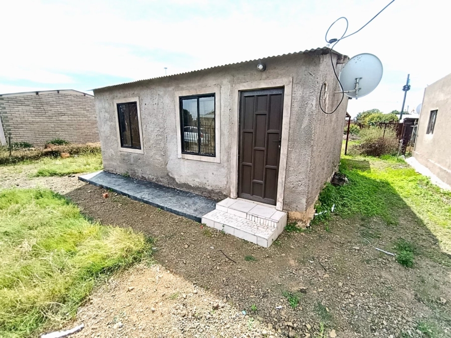 2 Bedroom Property for Sale in Rodenbeck Free State